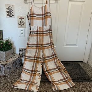 Fall American Eagle jumpsuit. Size 00. Worn only a few times